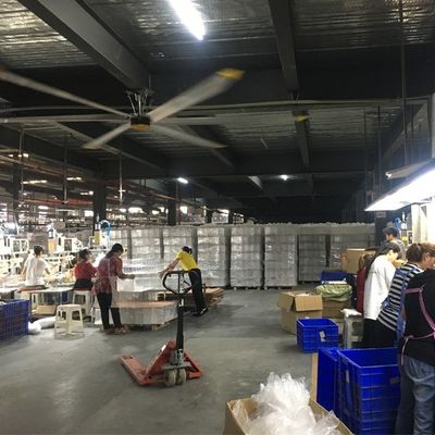 Harga yang bagus 18FT Low Noise Aluminium Ceiling Fan untuk Ventilasi Komersial di Peternakan Hewan Sapi on line